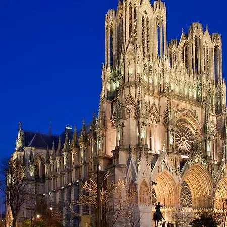 Hyper Centre Secteur Cathedrale - Forum- Erlon Reims